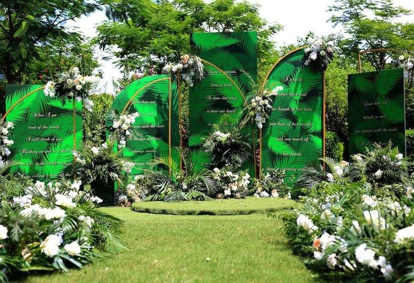 Otel Shenzhen Castle