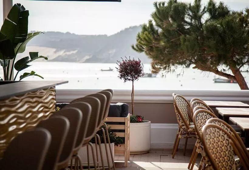 酒店 Storytellers Palace