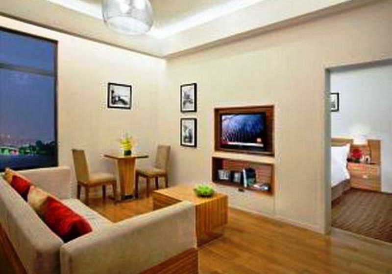 בית מלון כפרי Suisse Place Ligongdi