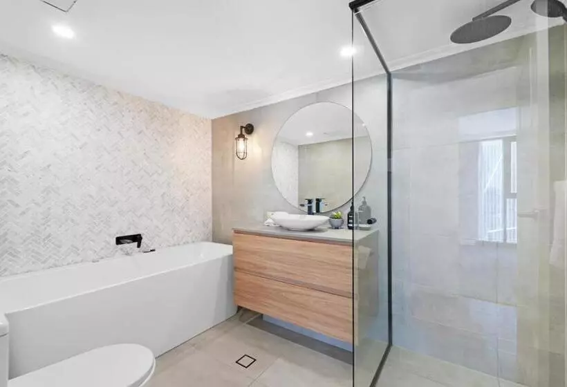 Hotel Surfers Aquarius On The Beach