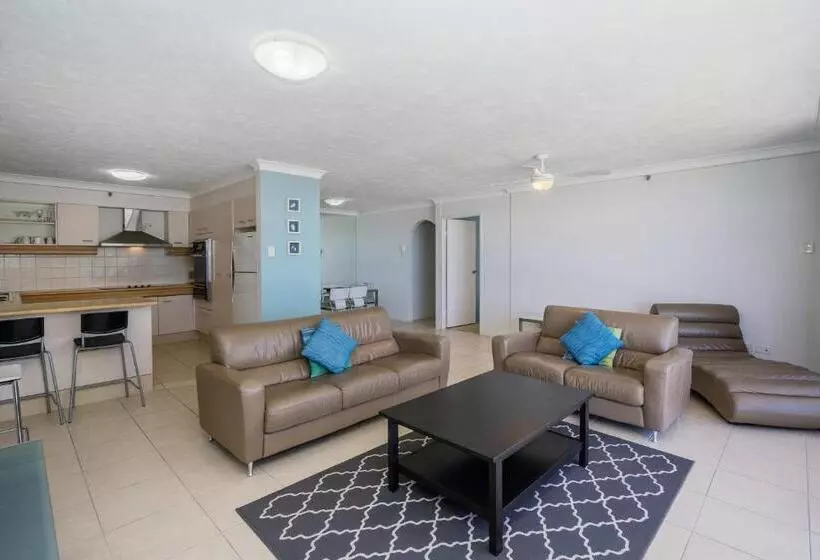 Hotel Surfers Aquarius On The Beach