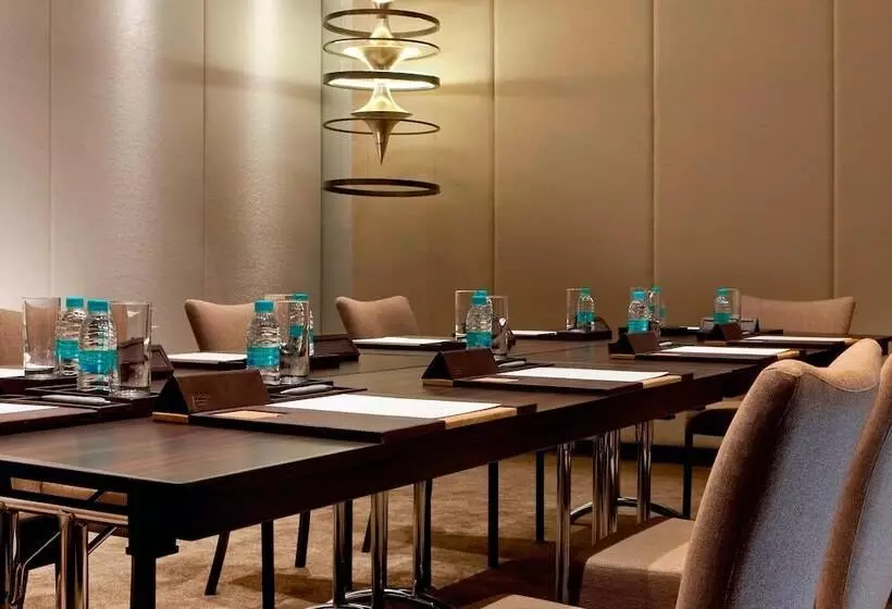 호텔 The Westin Hyderabad Mindspace