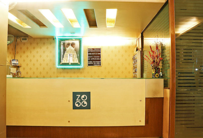 Отель Tourist International