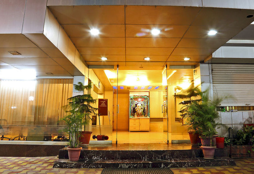 Отель Tourist International