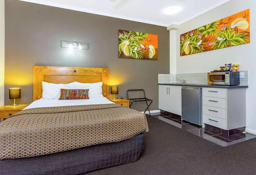 فندق على الطريق Quality Hotel Darwin Airport