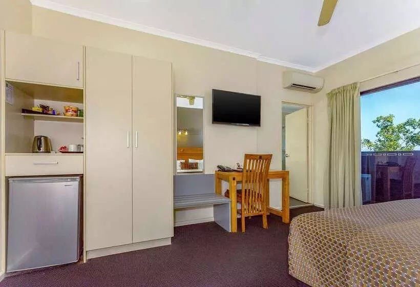 فندق على الطريق Quality Hotel Darwin Airport