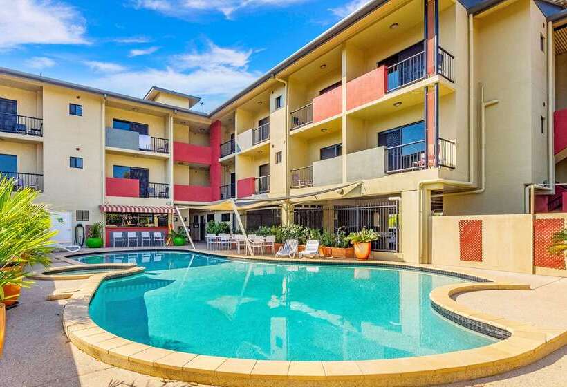 فندق على الطريق Quality Hotel Darwin Airport