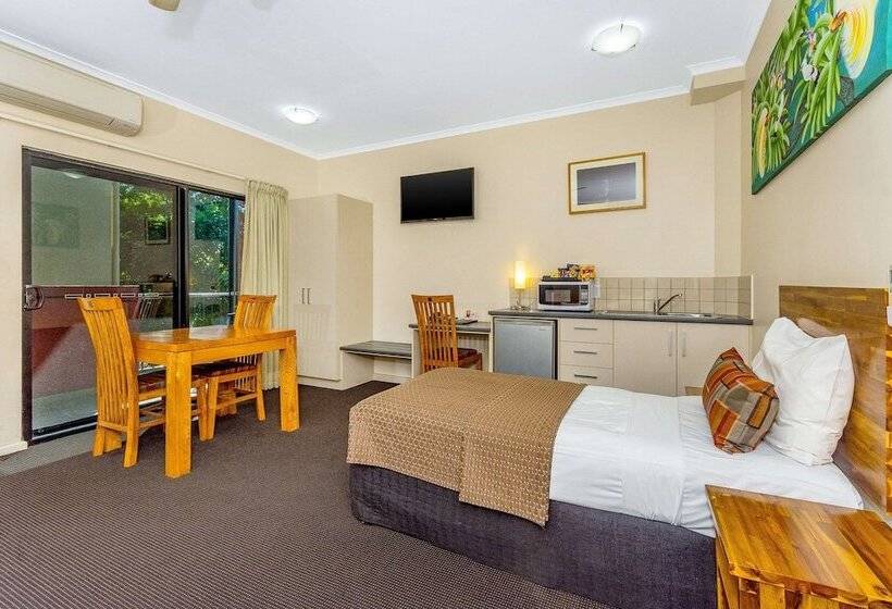 فندق على الطريق Quality Hotel Darwin Airport