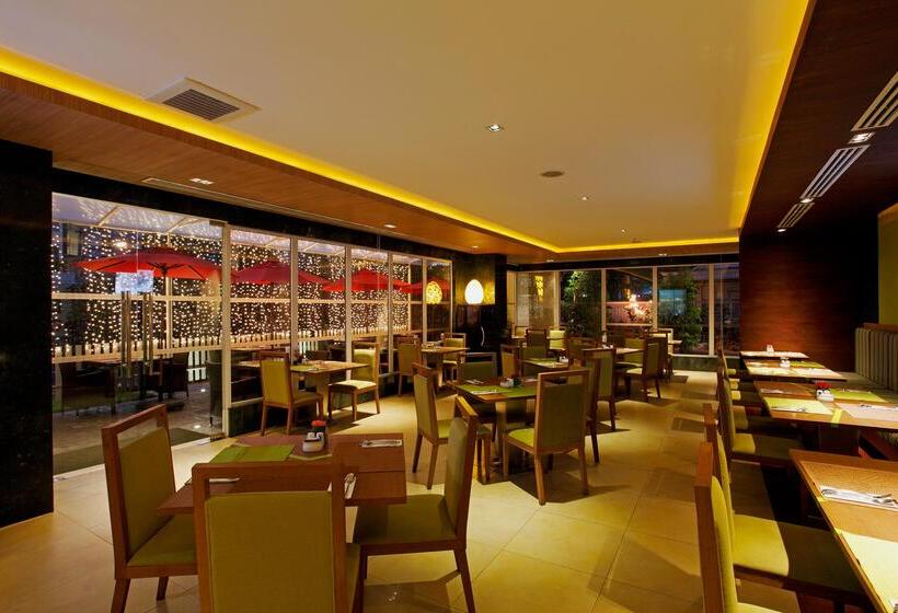 리조트 Centara Pattaya