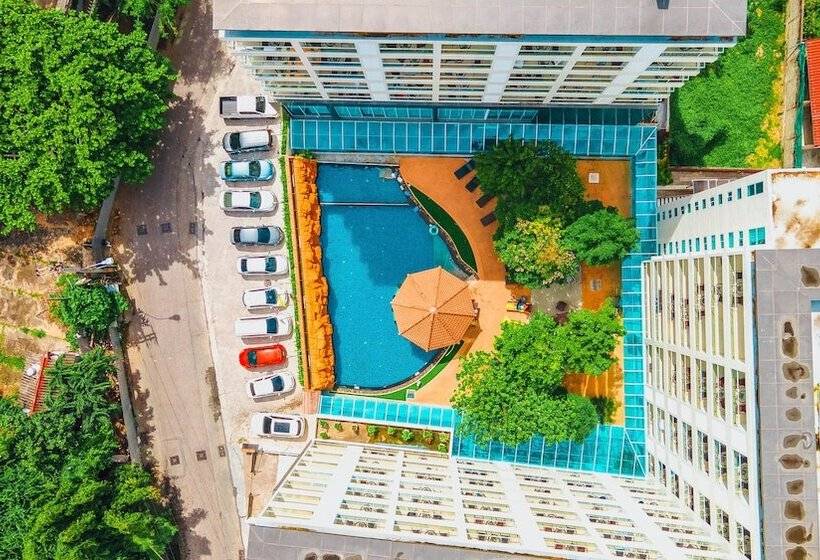 리조트 Centara Pattaya