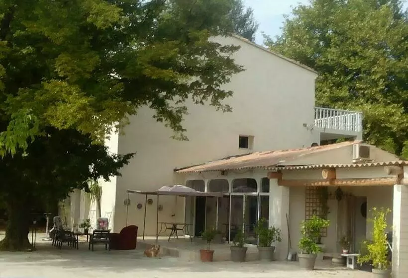 ベッドアンドブレックファースト Au Pays Du Ventoux