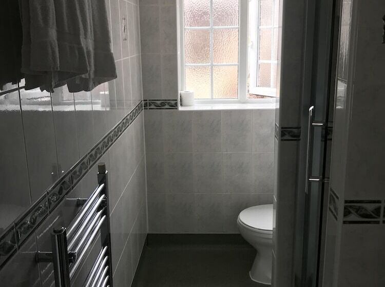 مبيت وإفطار Prince Of Wales Marlow