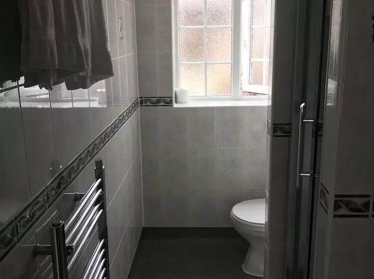 Aamiaismajoitus (B&B) Prince Of Wales Marlow