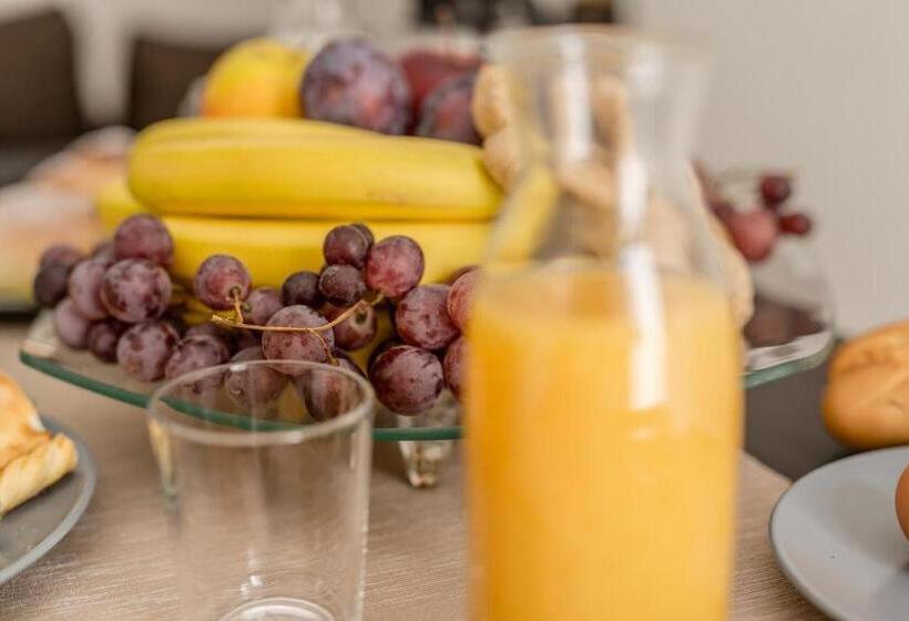 Carlentini House B&b