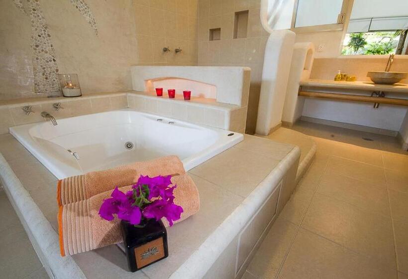 فندق Villas Naomi