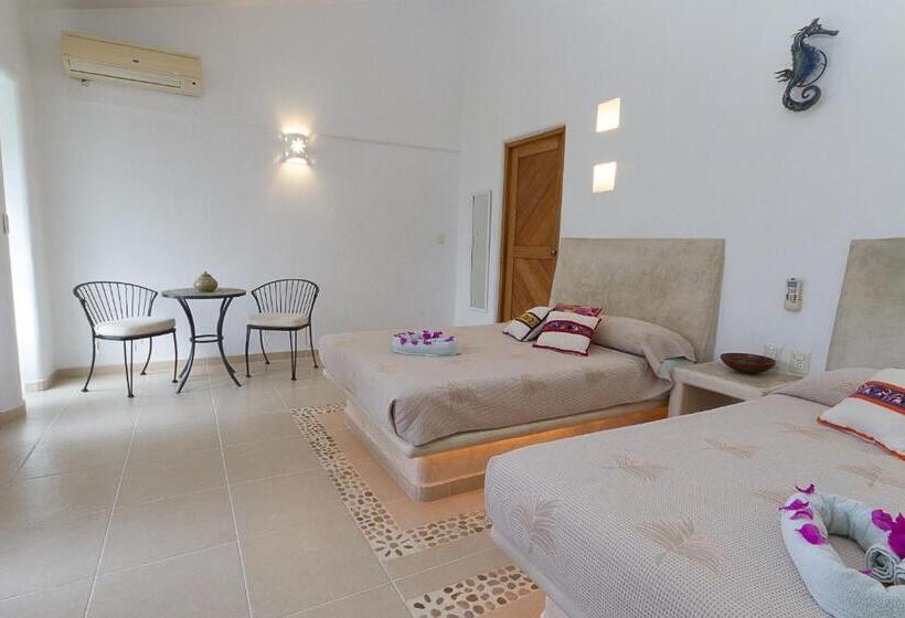 فندق Villas Naomi