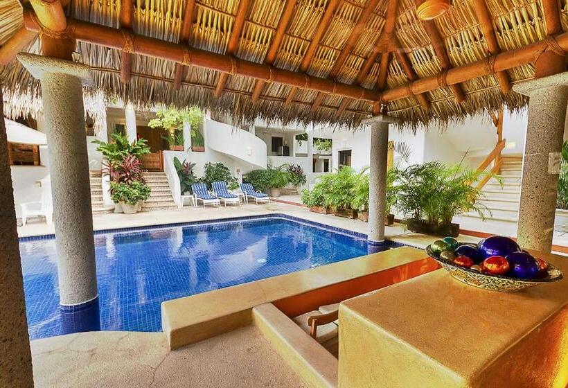 فندق Villas Naomi