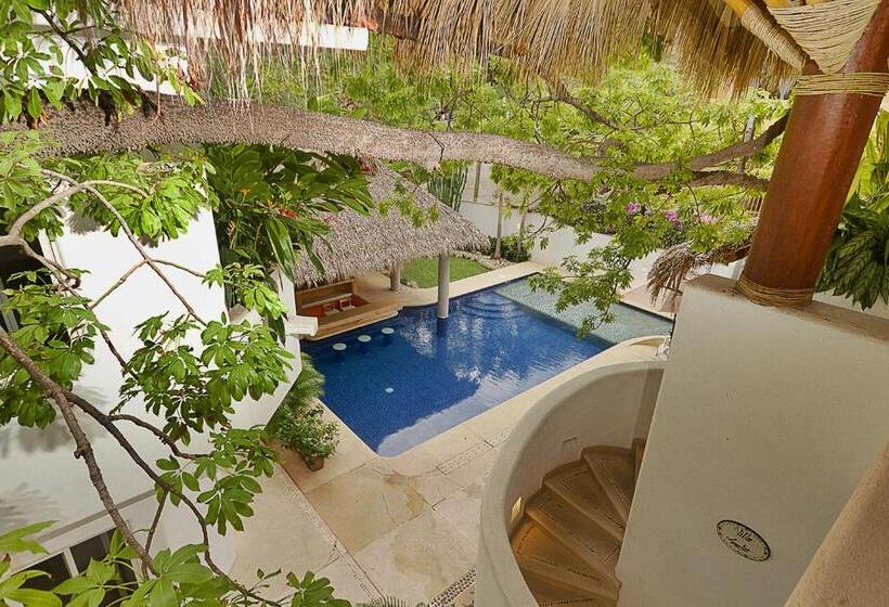 فندق Villas Naomi