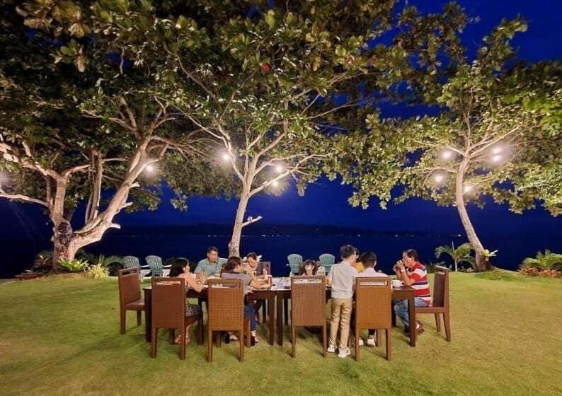 Wuthering Heights Bed & Breakfast By The Sea