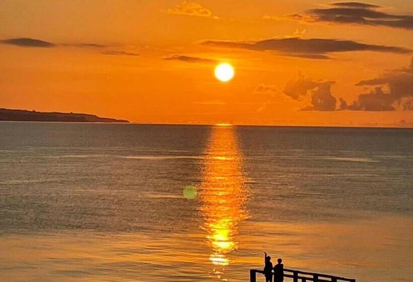 Wuthering Heights Bed & Breakfast By The Sea