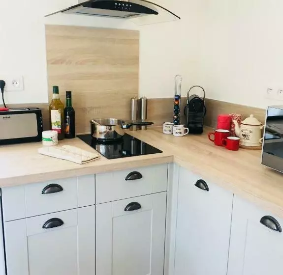 Aamiaismajoitus (B&B) Le Champ Des Oliviers