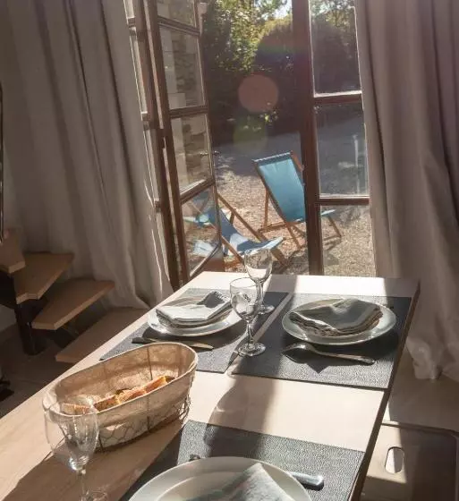 Aamiaismajoitus (B&B) Le Champ Des Oliviers