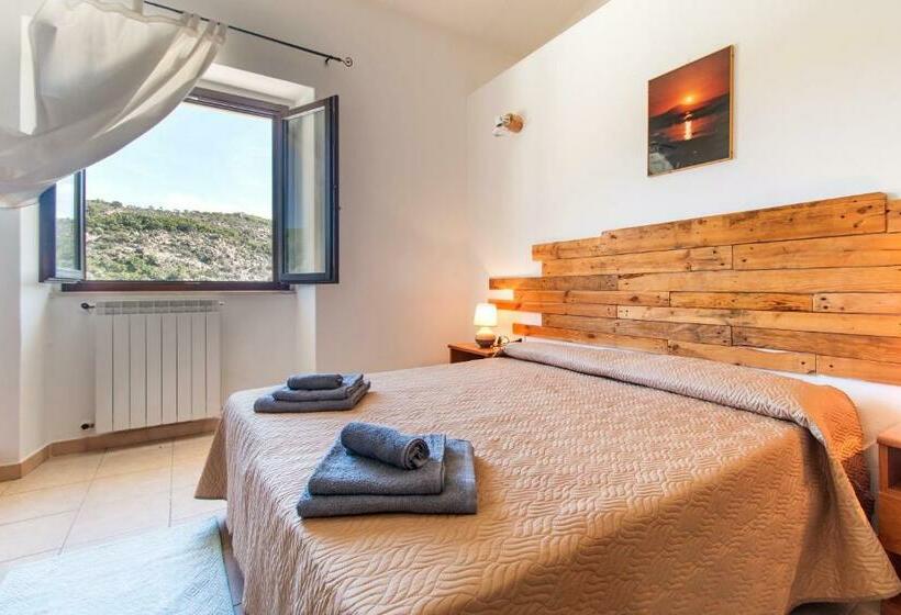 הוסטל Ristoro Norghio