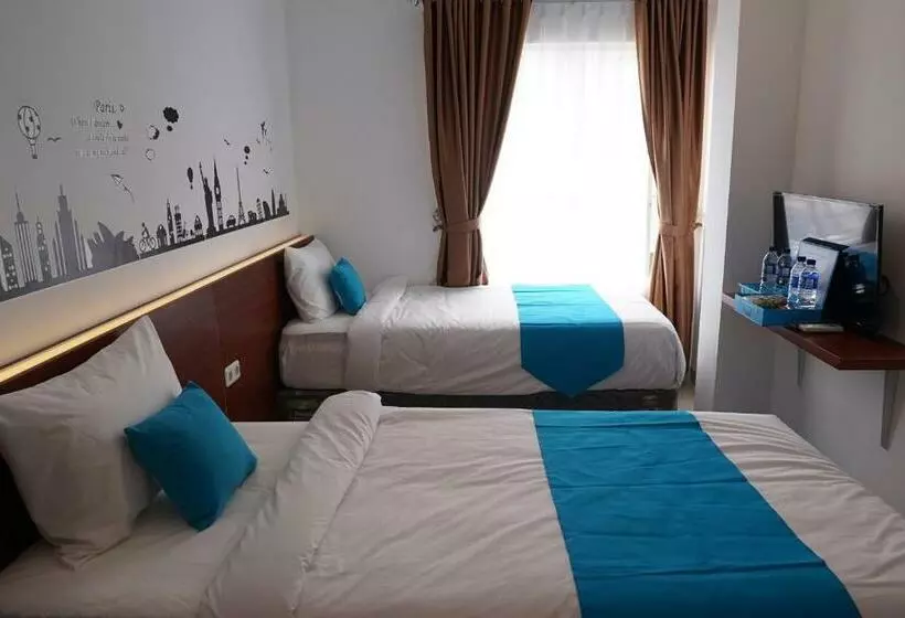 Pensjonat Cemerlang Inn