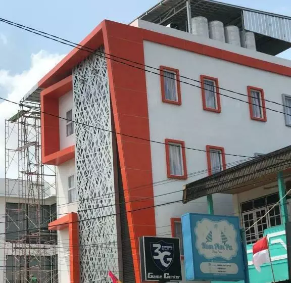 Pensjonat Cemerlang Inn
