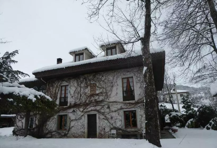 هاستل Rural La Lastra