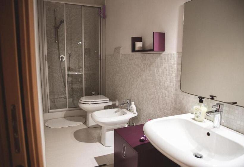 تختخواب و صبحانه Accogliente Casa Livorno