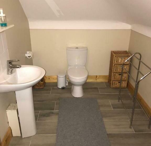 تختخواب و صبحانه Kate S Rest