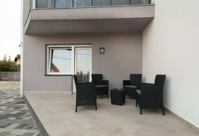 Gold De Luxe Apartman