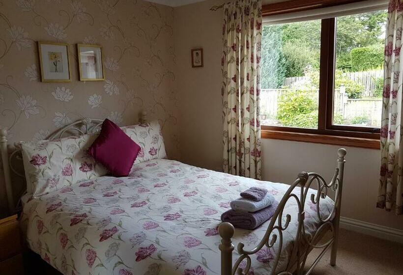Lilyoak B&b & Self Catering Apartment