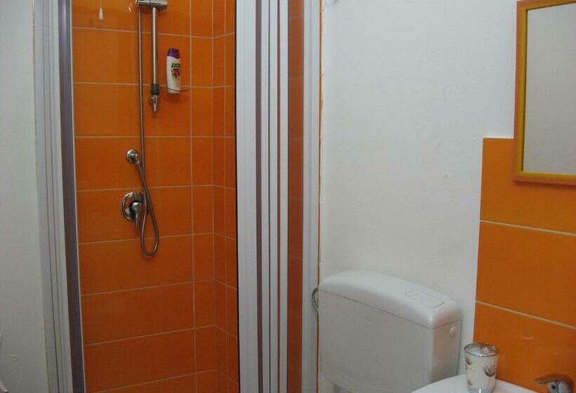 بنسيون Affitta Camere San Procopio