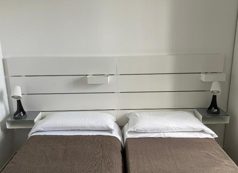 پانسیون Alloggio In Centro Città Con Parcheggio Privato E Wifi