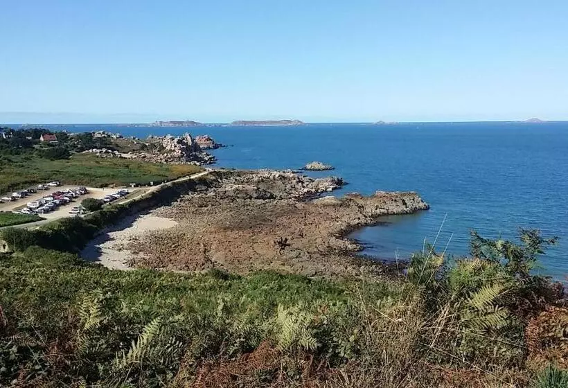 ペンション Chambre Spacieuse, Moderne Et Très Confortable à Perros Guirec
