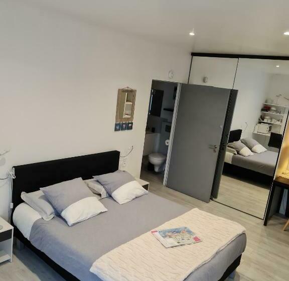 بنسيون Chambre Spacieuse, Moderne Et Très Confortable à Perros Guirec
