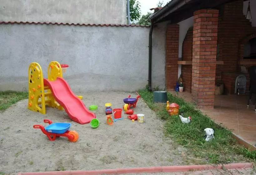 ペンション Vila Teoharie