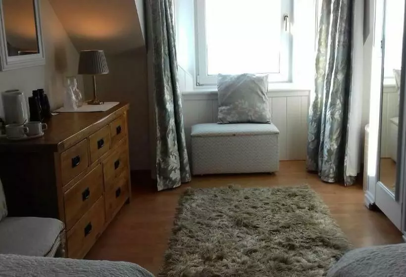 B&b At 37