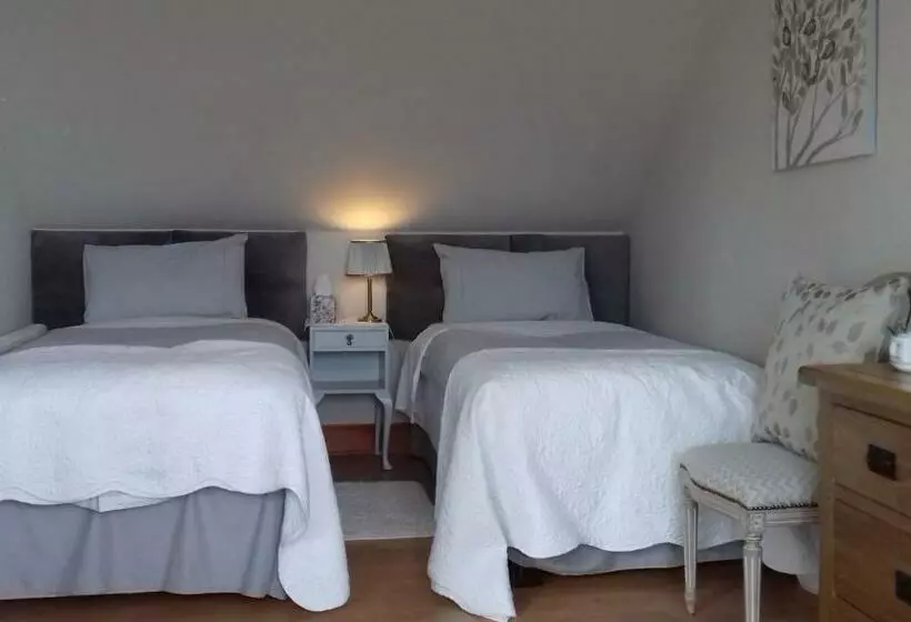 B&b At 37