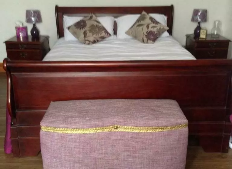B&b At 37