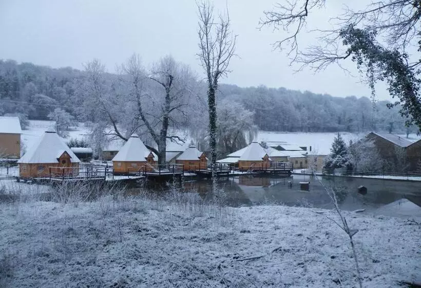 ベッドアンドブレックファースト Kotas Esprit Nordique