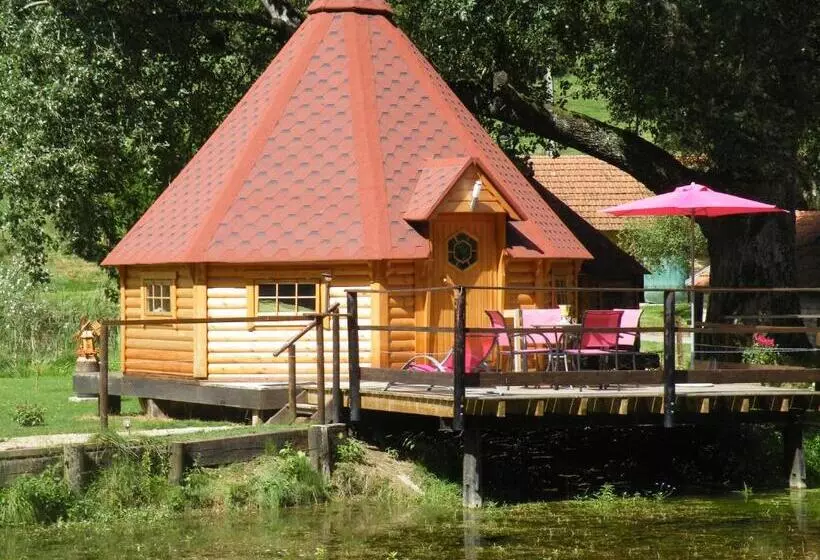 ベッドアンドブレックファースト Kotas Esprit Nordique