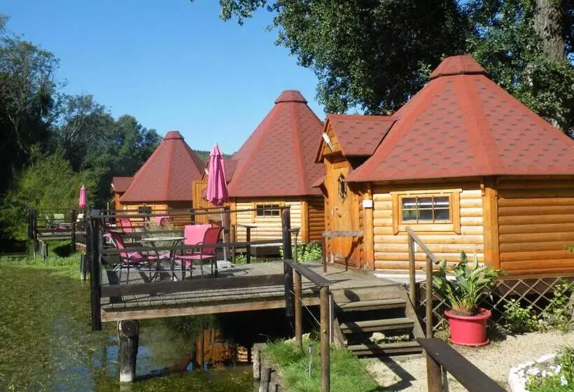 ベッドアンドブレックファースト Kotas Esprit Nordique