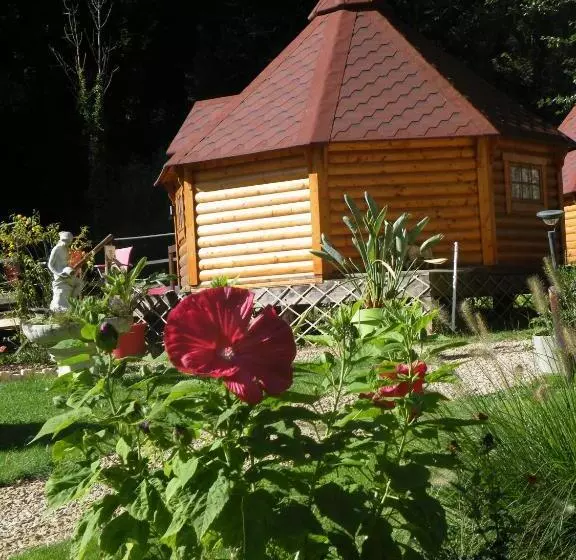 ベッドアンドブレックファースト Kotas Esprit Nordique