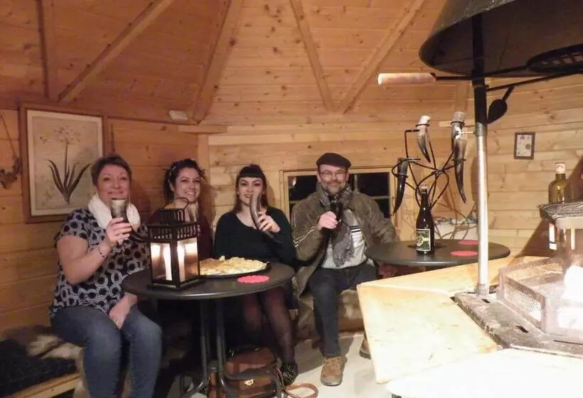 ベッドアンドブレックファースト Kotas Esprit Nordique