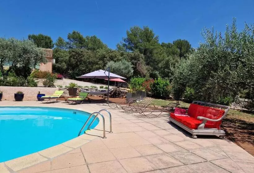 ベッドアンドブレックファースト Le Petit Coin De Paradis