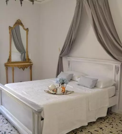 تختخواب و صبحانه Le Rève Apartment