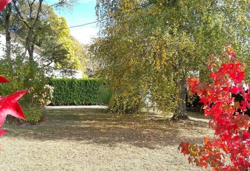 Aamiaismajoitus (B&B) Les Amandines